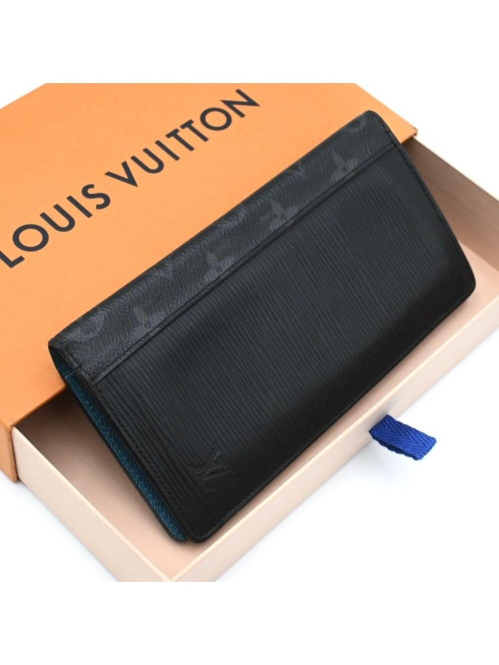 Louis Vuitton Epi Eclipse Portefeuille Brazza Wallet Black